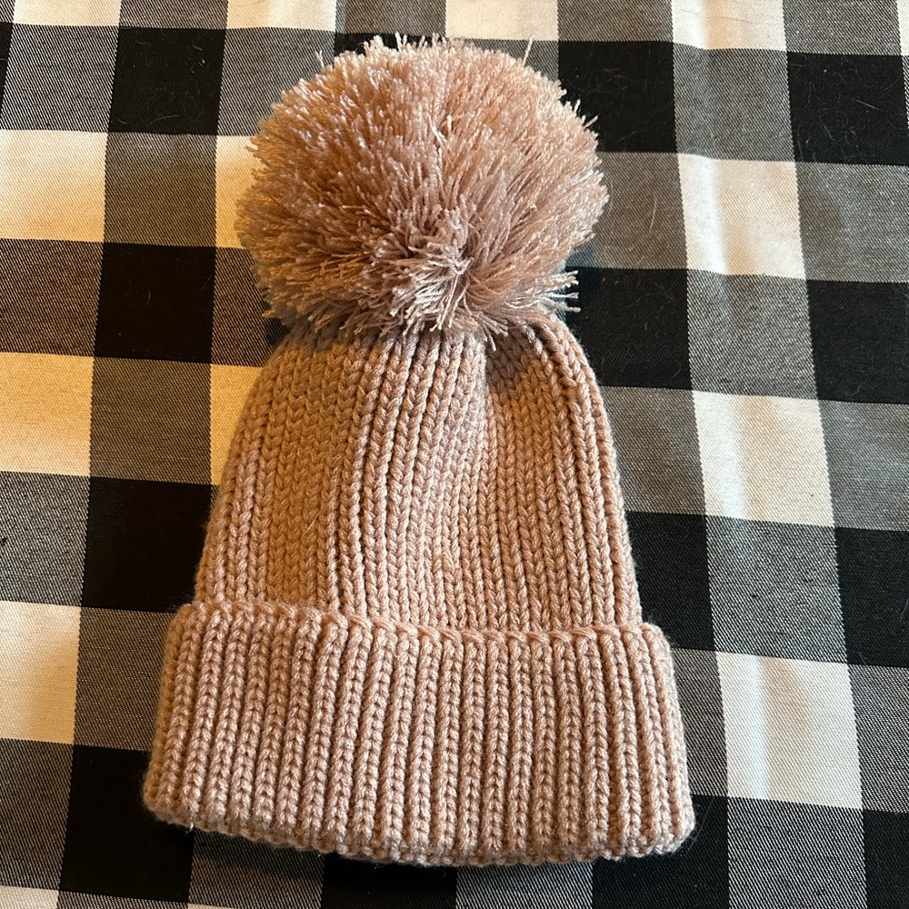 Steve Madden pink beanie